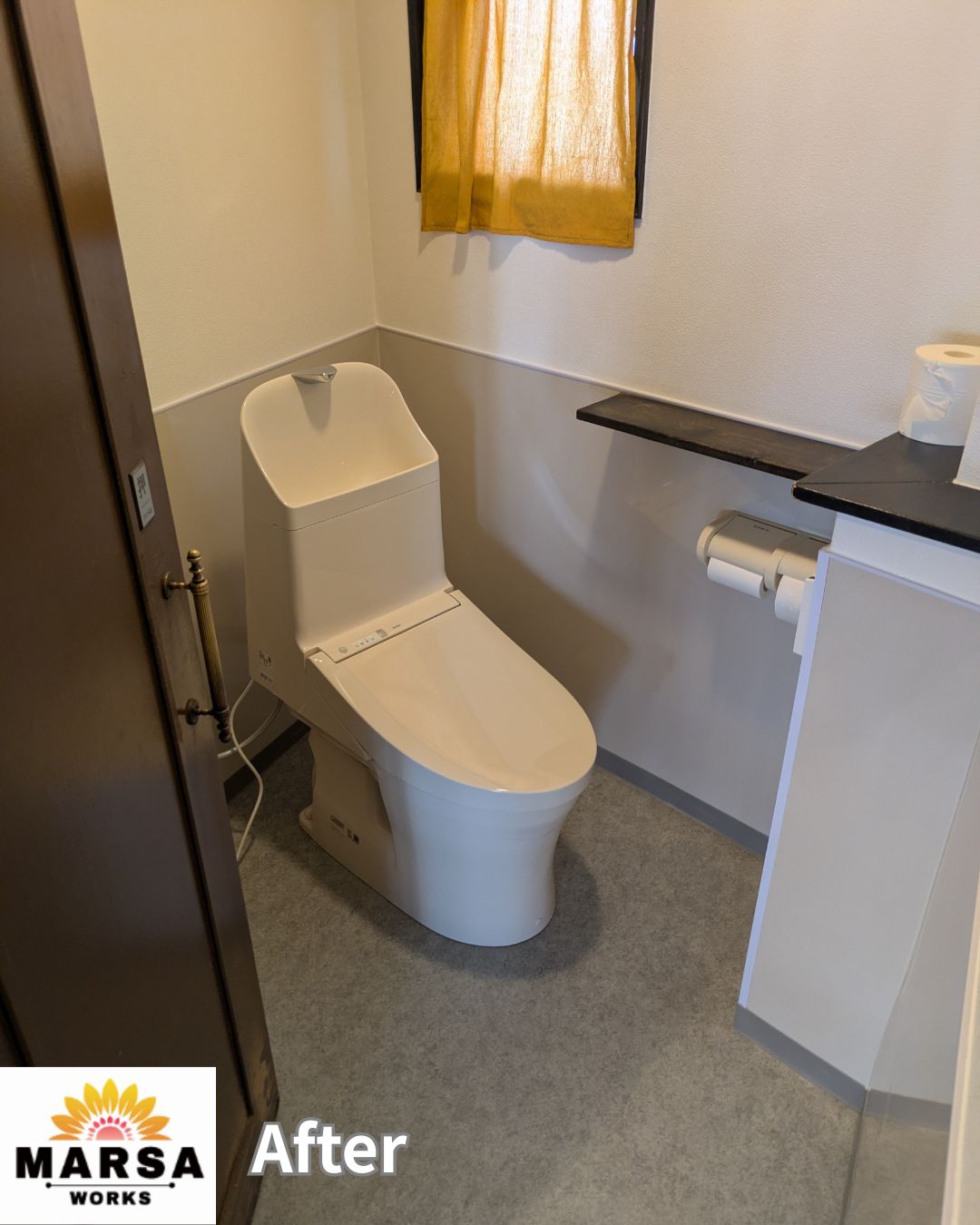 尼崎市 店舗トイレ改修 床施工